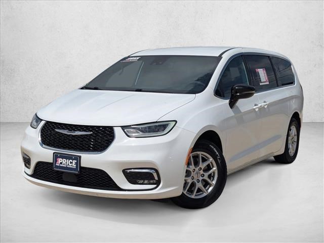 2025 Chrysler Pacifica Select FWD