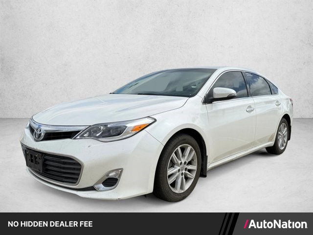 White (Blizzard Pearl) 2013 Toyota Avalon Sedan Front-Wheel Drive Automatic