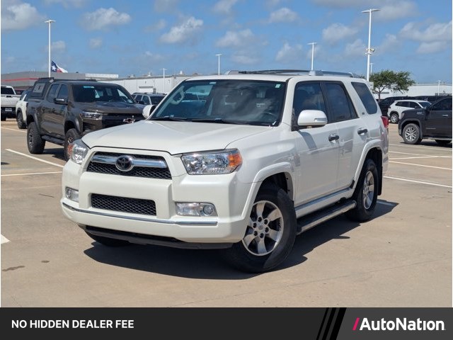 White (Blizzard Pearl) 2011 Toyota 4Runner SUV / Crossover 4X2 Automatic