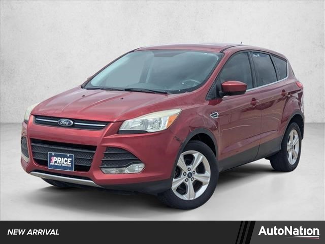 Ruby Red Metallic Tinted Clearcoat 2015 Ford Escape SE FWD SUV / Crossover Front-Wheel Drive 6-Speed Automatic