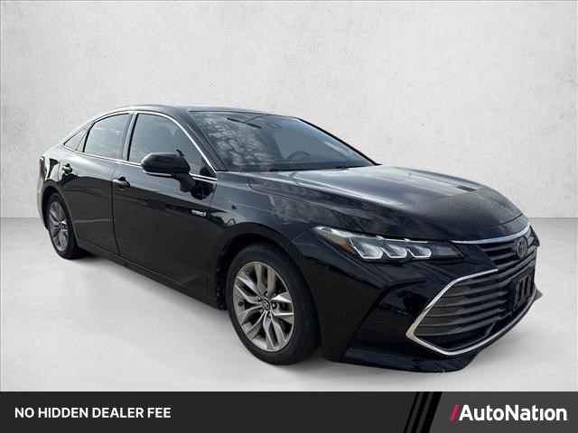 2019 Toyota Avalon Hybrid Limited FWD