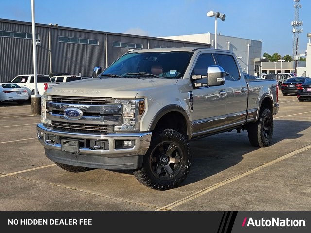 White Gold Metallic 2018 Ford F-250 Super Duty Pickup Truck Four-Wheel Drive 6-Speed Automatic