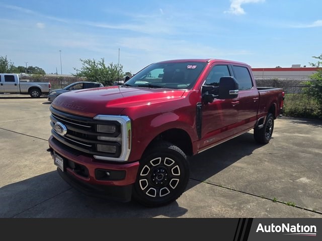 Ruby Red Metallic Tinted Clearcoat 2025 Ford F-250 Super Duty Platinum Crew Cab 4WD Pickup Truck Four-Wheel Drive Automatic
