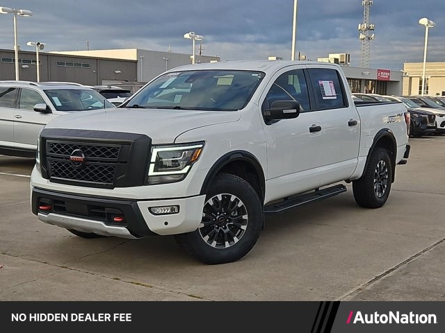2021 Nissan Titan PRO-4X Crew Cab 4WD