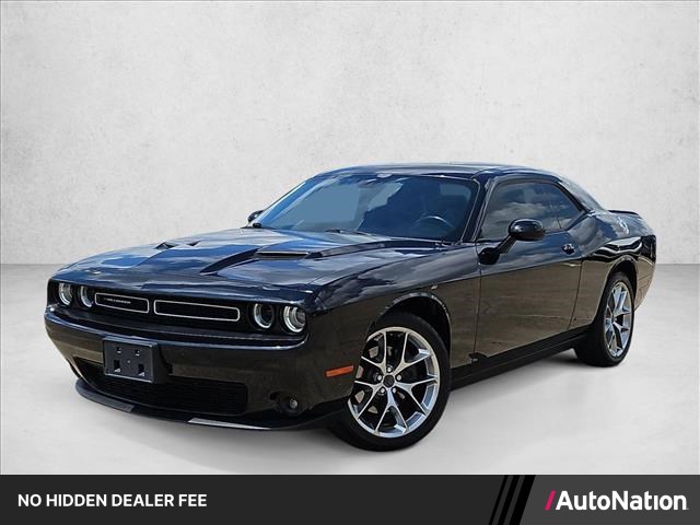 Pitch Black Clearcoat 2021 Dodge Challenger Coupe Rear-Wheel Drive 8-Speed Automatic
