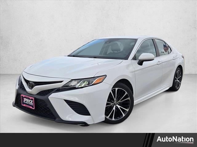 Super White 2018 Toyota Camry SE Sedan Front-Wheel Drive Automatic