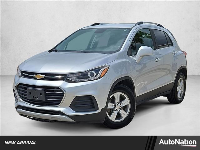 Silver Ice Metallic 2017 Chevrolet Trax LT FWD SUV / Crossover Front-Wheel Drive 6-Speed Automatic