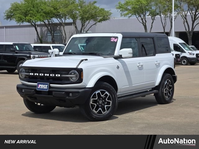 Oxford White 2024 Ford Bronco Outer Banks 4-Door 4WD SUV / Crossover Four-Wheel Drive Automatic