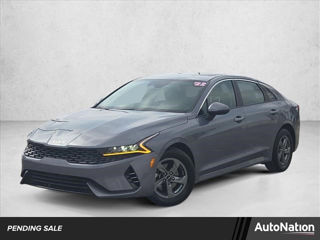 Everlasting Silver 2022 Kia K5 LXS FWD Sedan Front-Wheel Drive Automatic