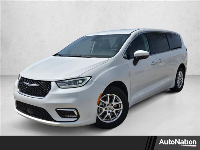 Bright White Clearcoat 2023 Chrysler Pacifica Touring L FWD Minivan Front-Wheel Drive 9-Speed Automatic