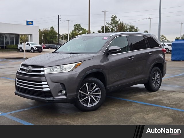 2019 Toyota Highlander XLE FWD