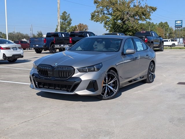2026 BMW 5 Series 530i RWD