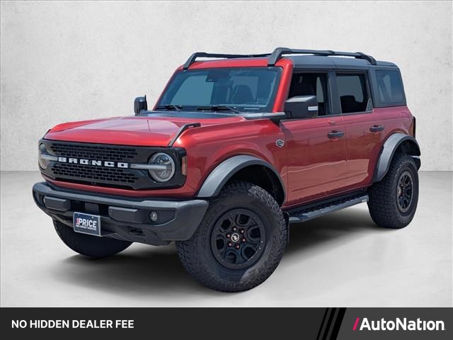 Hot Pepper Red Metallic Tinted Clearcoat 2022 Ford Bronco Wildtrak Advanced 4-Door 4WD SUV / Crossover Four-Wheel Drive Automatic