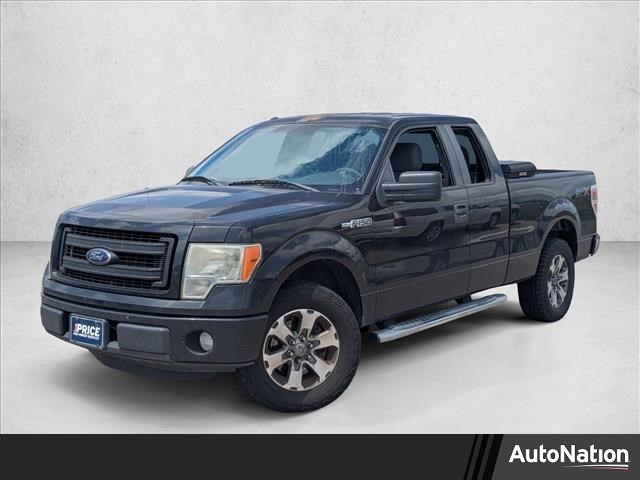 Tuxedo Black Metallic 2014 Ford F-150 STX SuperCab Pickup Truck 4X2 6-Speed Automatic