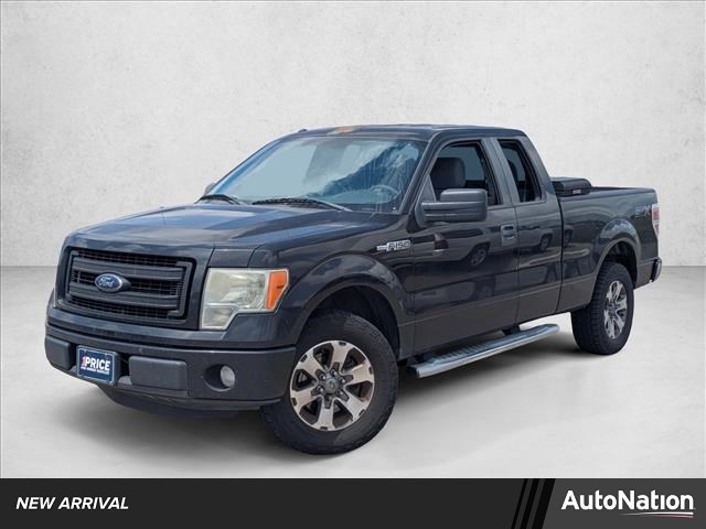 Tuxedo Black Metallic 2014 Ford F-150 STX SuperCab Pickup Truck 4X2 6-Speed Automatic