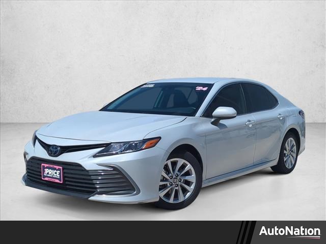 2024 Toyota Camry LE FWD