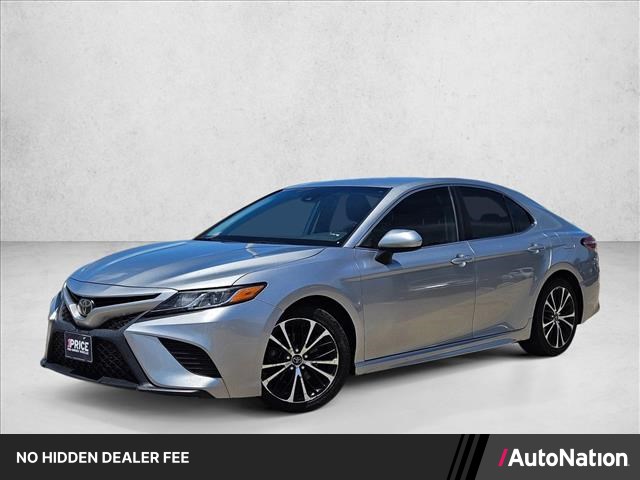 Celestial Silver Metallic 2019 Toyota Camry Sedan Front-Wheel Drive Automatic