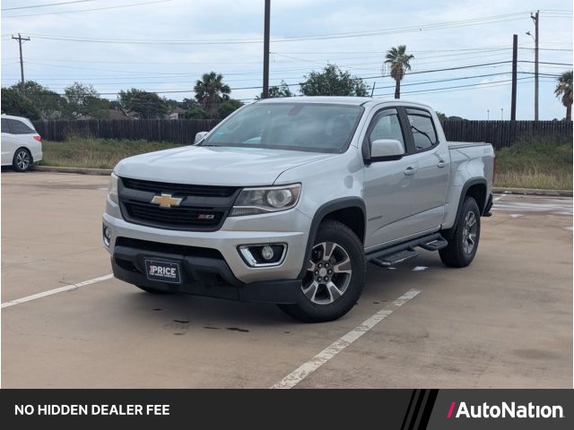 Silver Ice Metallic 2019 Chevrolet Colorado Pickup Truck Four-Wheel Drive 8-Speed Automatic