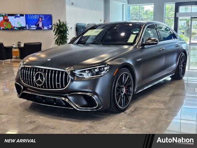 Gray (Manufaktur Graphite Grey Magno) 2026 Mercedes-Benz S-Class AMG S 63 E Performance 4MATIC Sedan All-Wheel Drive Automatic