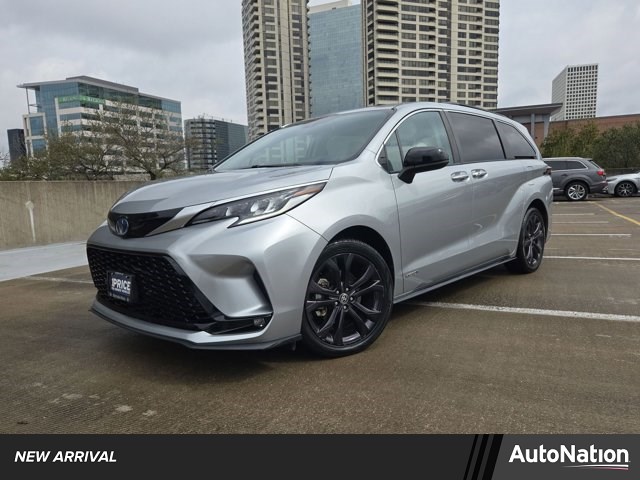 2021 Toyota Sienna XSE 7-Passenger FWD