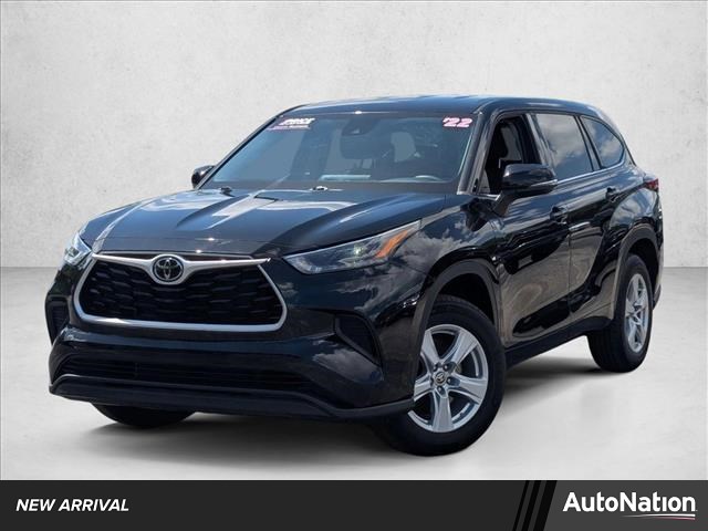 Midnight Black Metallic 2022 Toyota Highlander L FWD SUV / Crossover Front-Wheel Drive Automatic
