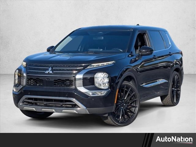 Black Diamond 2022 Mitsubishi Outlander SE FWD SUV / Crossover Front-Wheel Drive Automatic