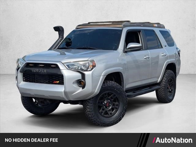 2020 Toyota 4Runner SR5 4WD