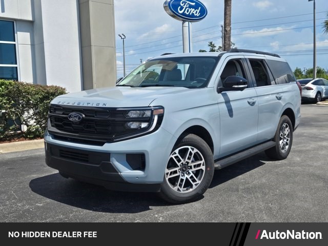 Glacier Gray Metallic Tri-Coat 2026 Ford Expedition Active RWD SUV / Crossover 4X2 Automatic