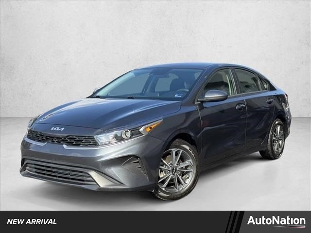 2024 Kia Forte LXS FWD