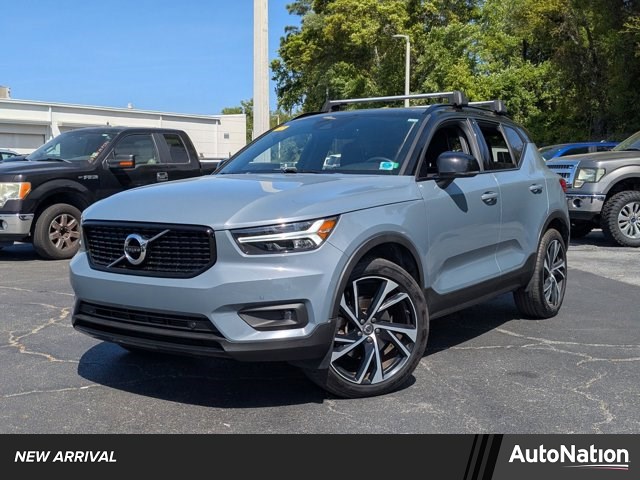 Thunder Gray Metal 2021 Volvo XC40 T5 R-Design AWD SUV / Crossover All-Wheel Drive Automatic