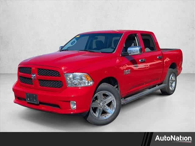 2017 RAM 1500 Express Crew Cab 4WD