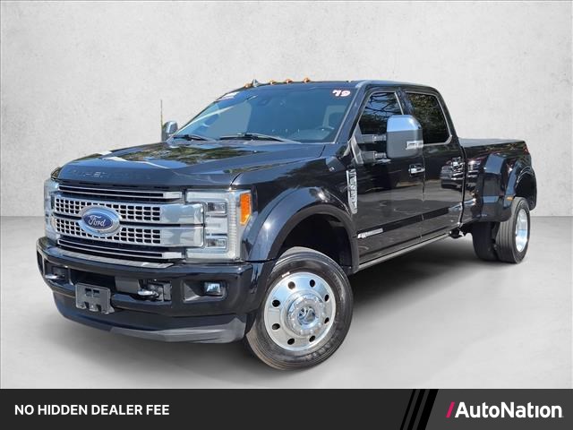 2019 Ford F-450 Super Duty Platinum Crew Cab LB DRW 4WD