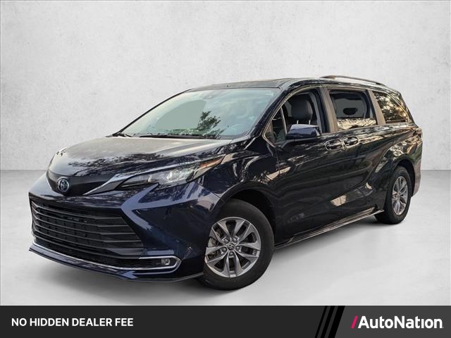 Blueprint 2024 Toyota Sienna Minivan Front-Wheel Drive Automatic
