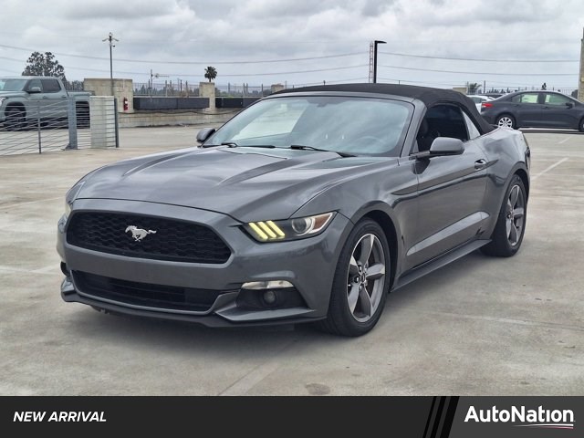 2016 Ford Mustang V6 Convertible RWD Gris (Magnetic Metallic) Descapotable Tracción trasera 6 velocidades Automática