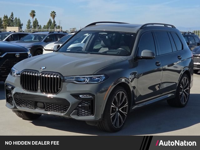 2022 BMW X7 M50i AWD