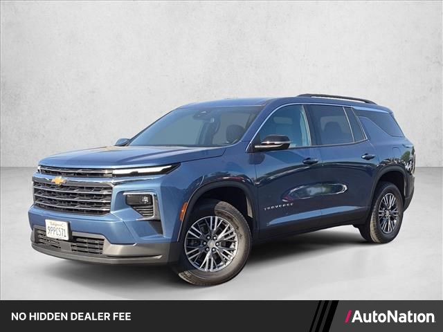 Lakeshore Blue Metallic 2025 Chevrolet Traverse SUV / Crossover Front-Wheel Drive 8-Speed Automatic