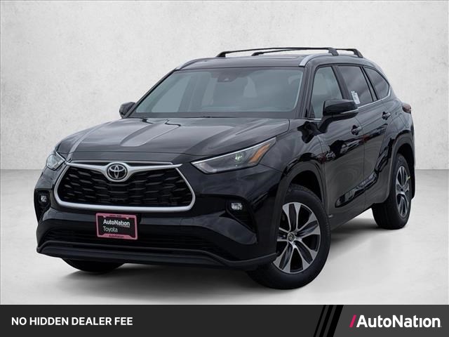 Midnight Black Metallic 2026 Toyota Highlander Hybrid SUV / Crossover All-Wheel Drive Automatic