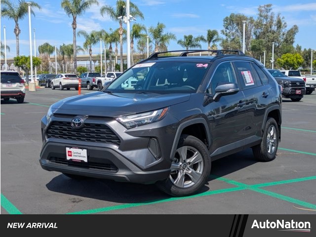 2024 Toyota RAV4 XLE FWD