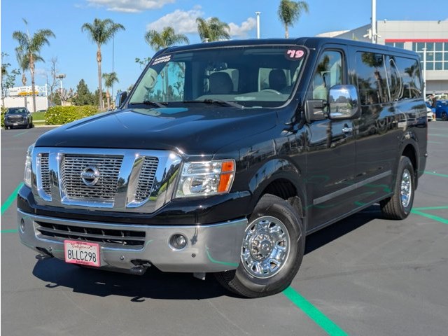 2019 Nissan NV Passenger V8 SL RWD