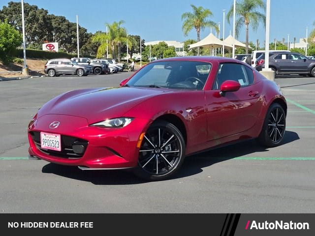 Soul Red Crystal Metallic 2024 Mazda MX-5 Miata Convertible Rear-Wheel Drive Automatic