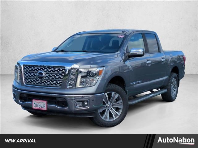 2018 Nissan Titan SL Crew Cab 4WD