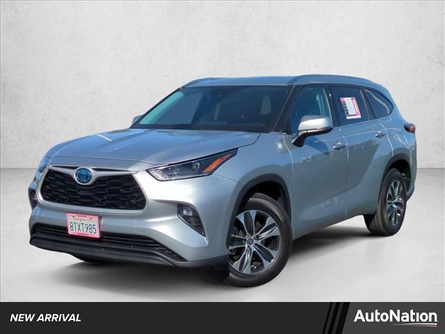 2021 Toyota Highlander Hybrid XLE FWD