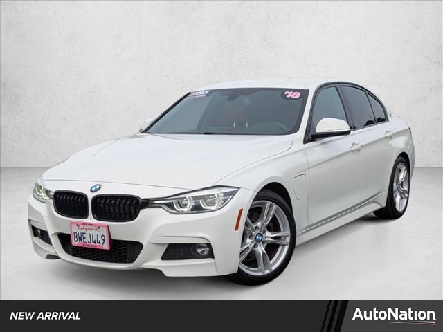 Alpine White 2018 BMW 3 Series 330e iPerformance Sedan RWD Sedan Rear-Wheel Drive Automatic