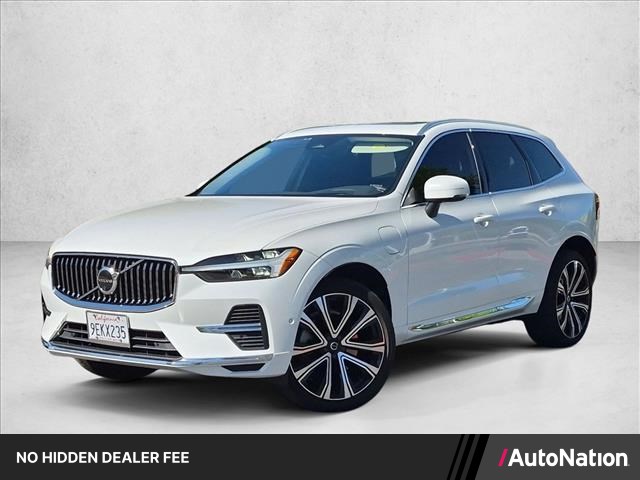 White 2023 Volvo XC60 SUV / Crossover All-Wheel Drive Automatic