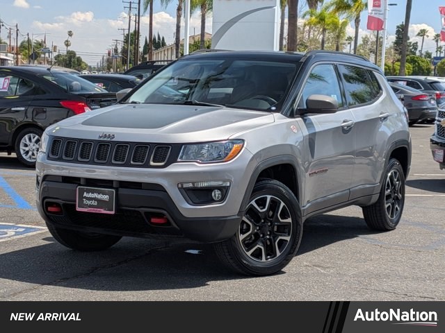 Billet Silver Metallic Clearcoat 2019 Jeep Compass Trailhawk 4WD SUV / Crossover Four-Wheel Drive 9-Speed Automatic