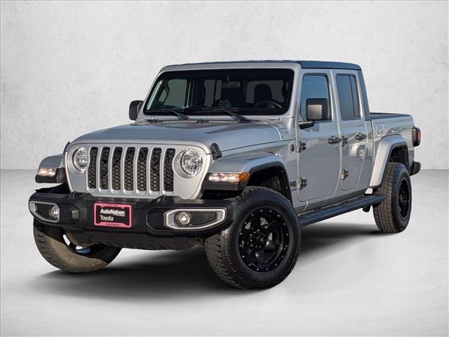 Silver Zynith Clearcoat 2022 Jeep Gladiator Sport S Crew Cab 4WD Pickup Truck Four-Wheel Drive 8-Speed Automatic