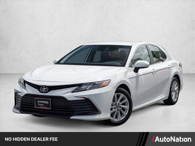 2024 Toyota Camry LE FWD