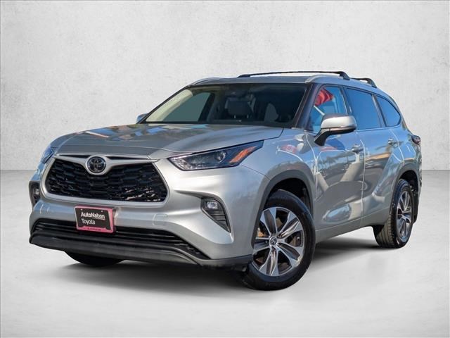 2022 Toyota Highlander XLE AWD
