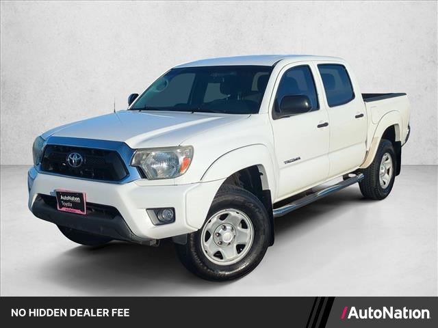 Super White 2014 Toyota Tacoma Pickup Truck 4X2 Automatic