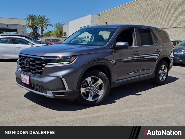 Gray (Modern Steel Metallic) 2025 Honda Pilot SUV / Crossover Front-Wheel Drive Automatic